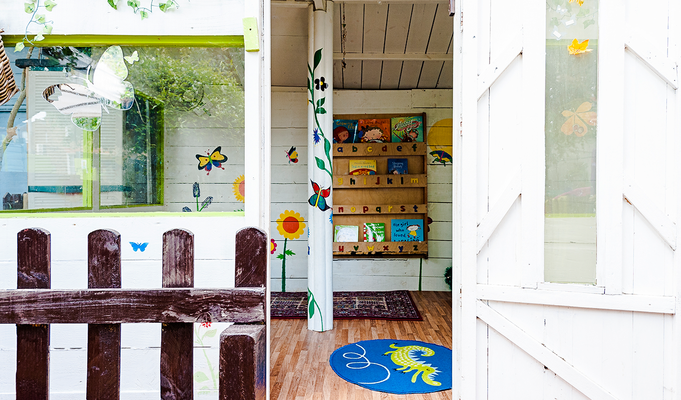 butterfly-room