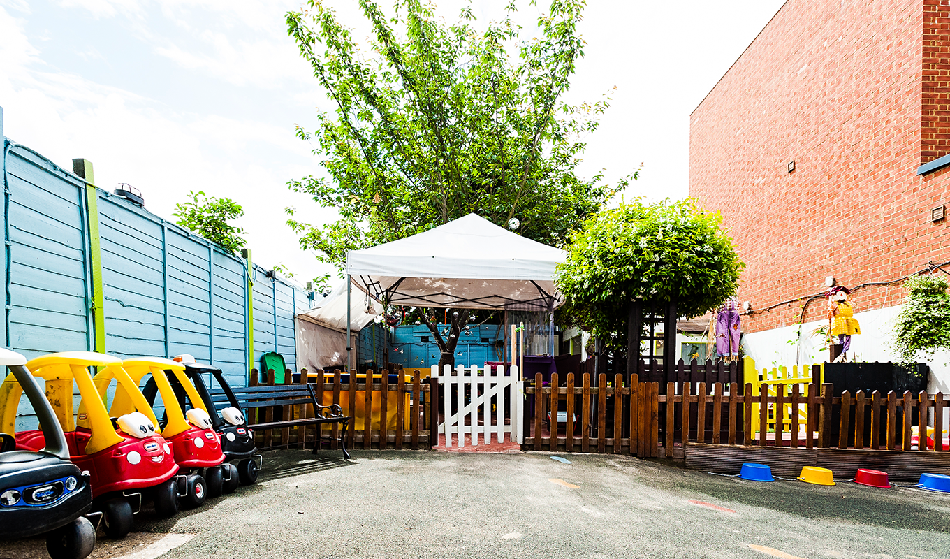 nursery-gardens-with-toys